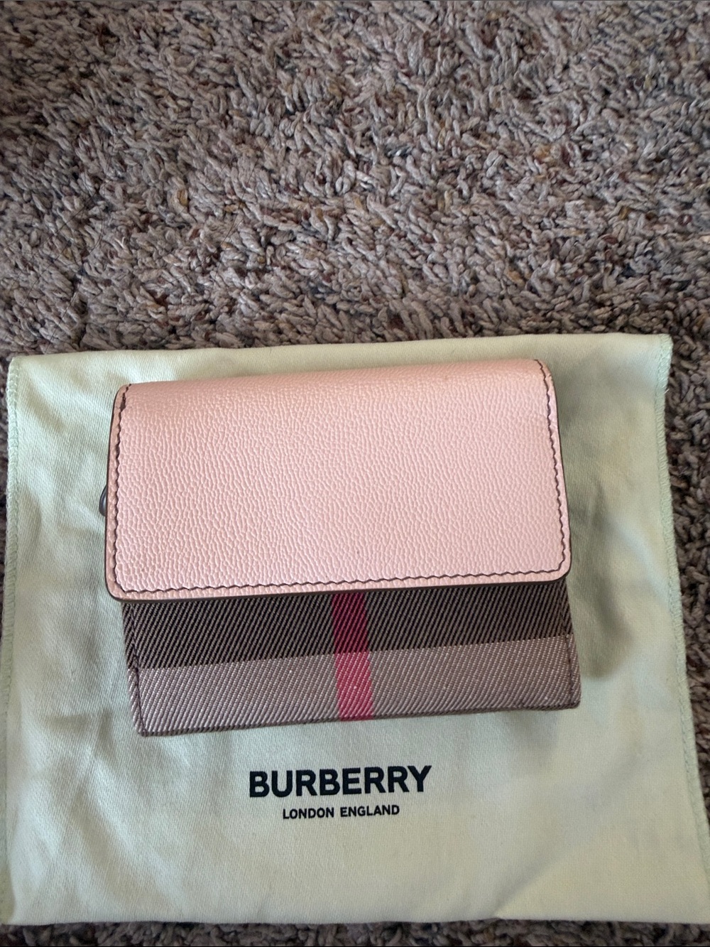 Burberry Pink Leather Trifold Wallet with Vintage Check